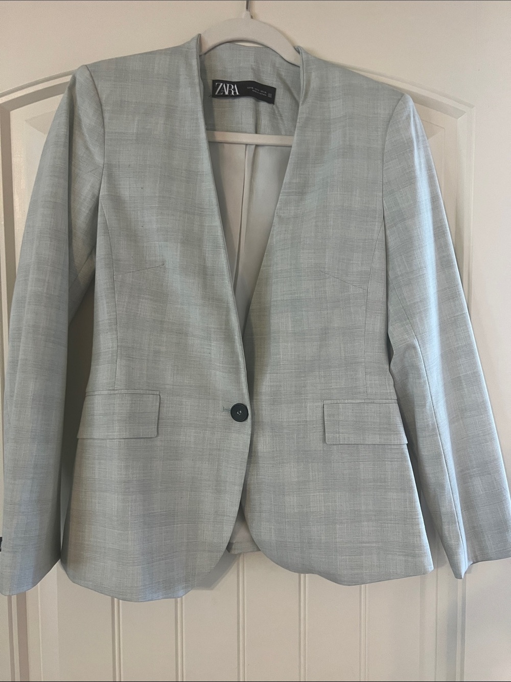 Zara Light Green Single-Button Women's Blazer, size 4